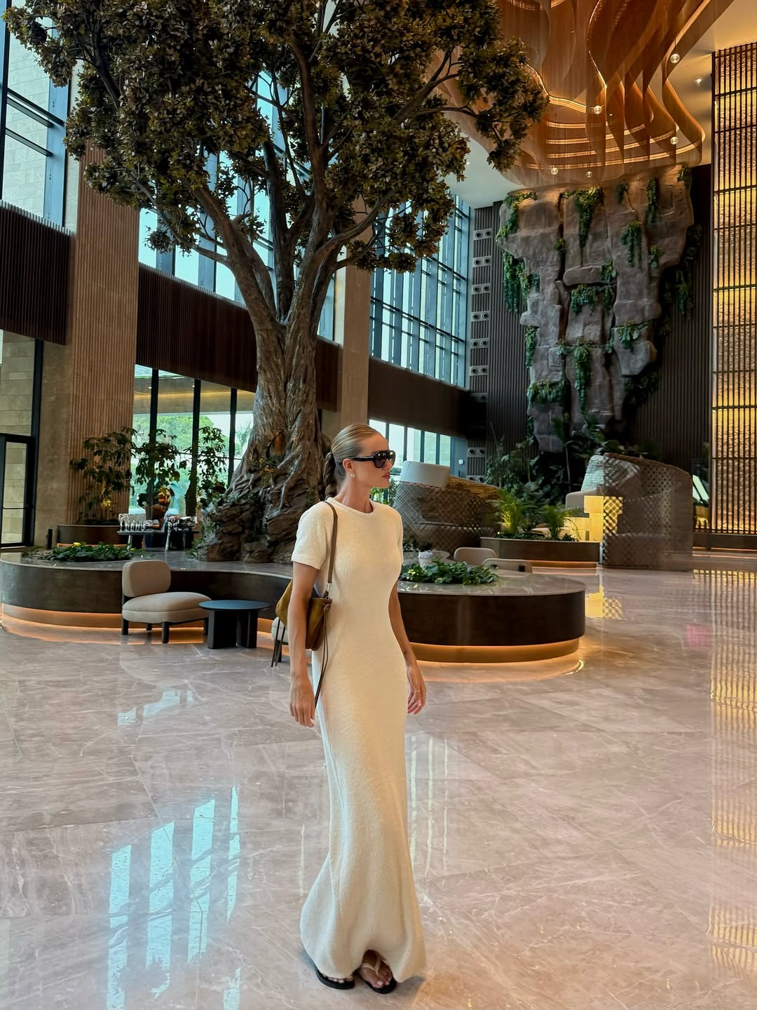 Дружина Стейтема показала три модні образи на літо: зможе повторити кожна (фото)